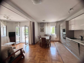 Apartment Belani, own parking